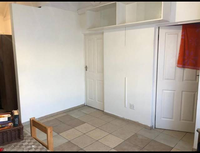 2 BEDROOM PROPERTY TO RENT IN KINGSWOOD